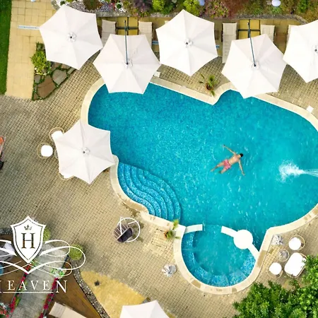 Boutique & Heaven Hotel 3*
