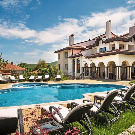 Boutique & Heaven Hotel 3*